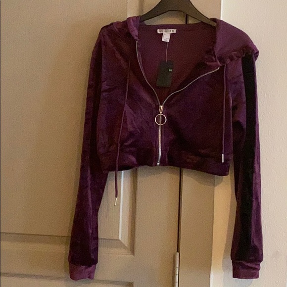 Crop Hoodie - Picture 1 of 4